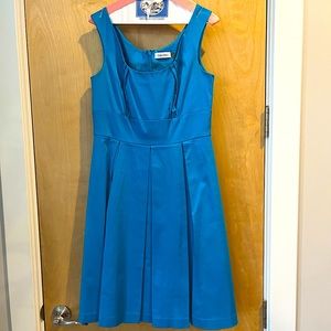 Turquoise Knee-length dress—classic silouhette